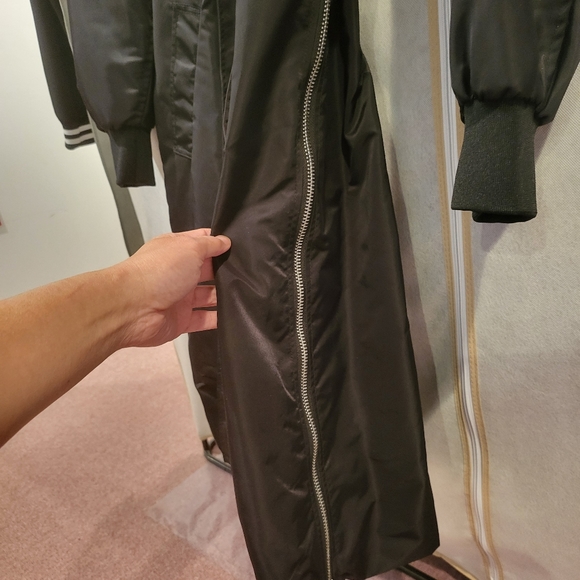 SIMONS Le31 Fashion Nylon Trench Coat with Side Zippers & Elastic Cuff - Picture 2 of 8